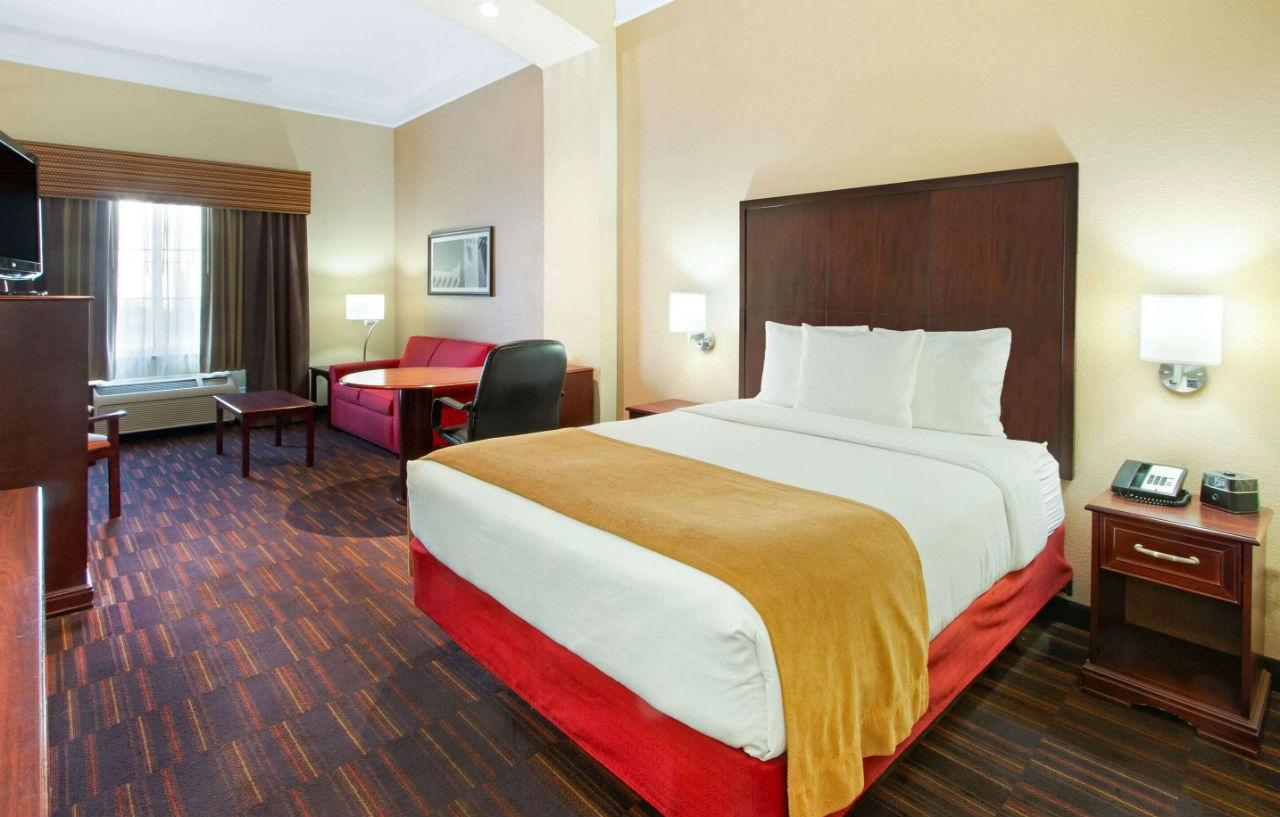 La Quinta Inn & Suites By Wyndham Albuquerque Midtown Ngoại thất bức ảnh