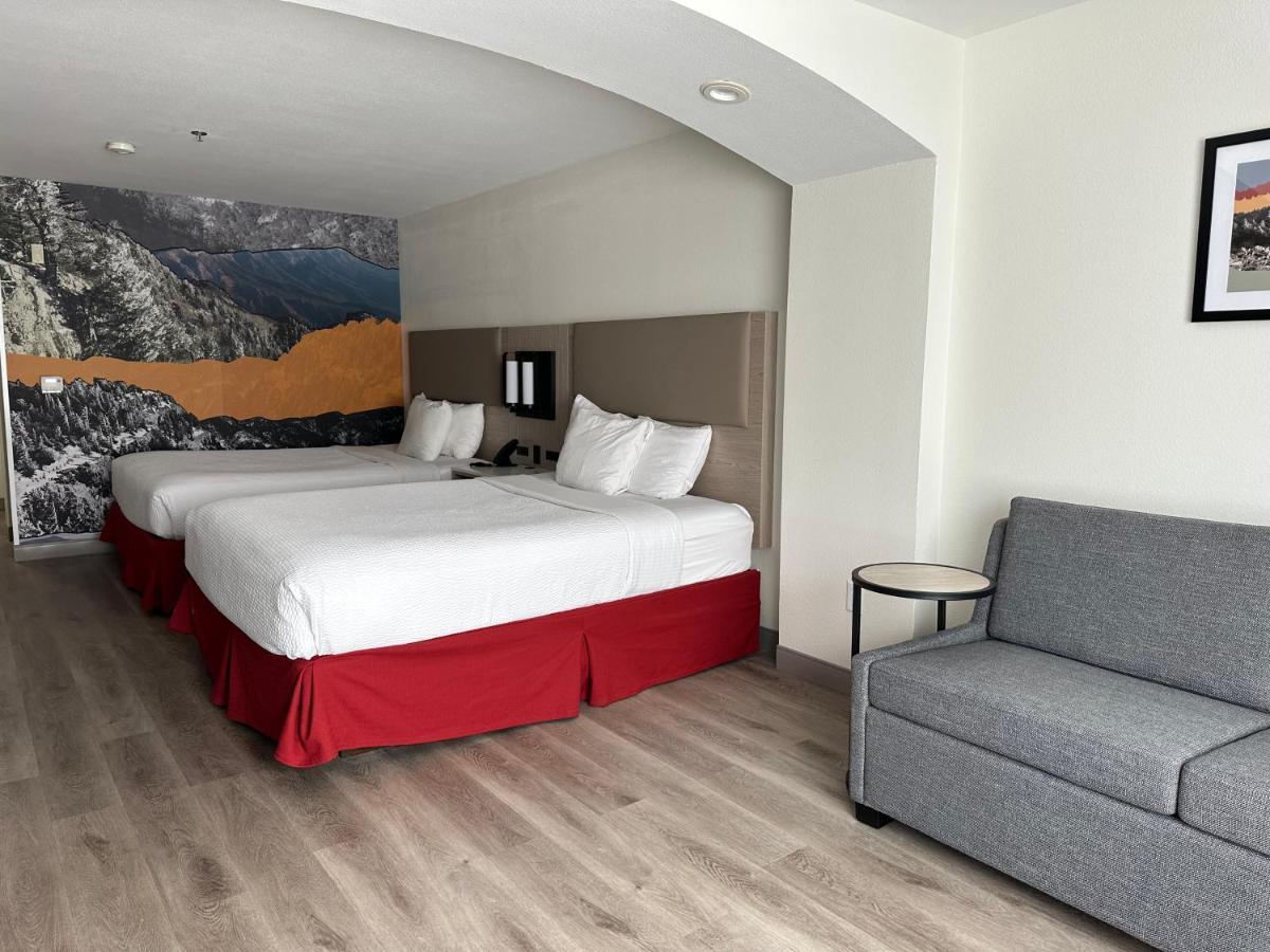 La Quinta Inn & Suites By Wyndham Albuquerque Midtown Ngoại thất bức ảnh