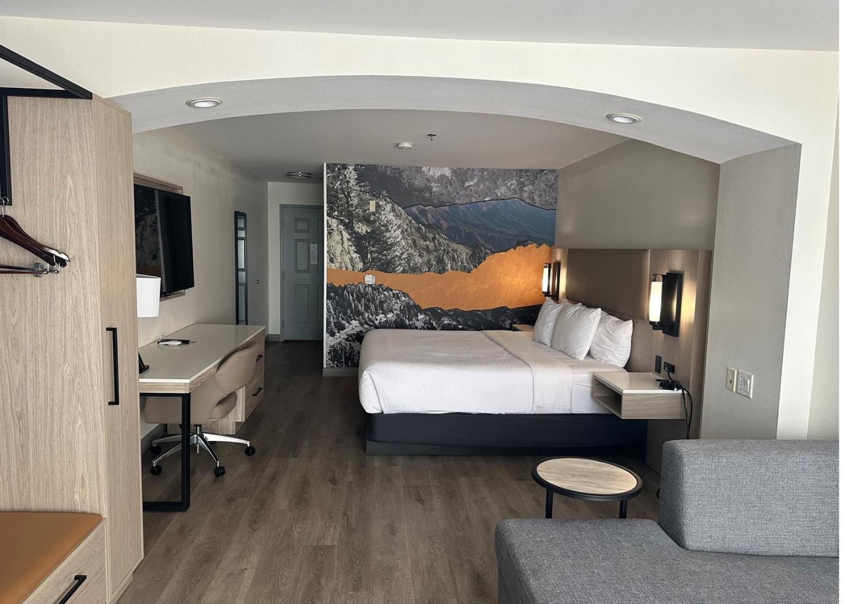 La Quinta Inn & Suites By Wyndham Albuquerque Midtown Ngoại thất bức ảnh